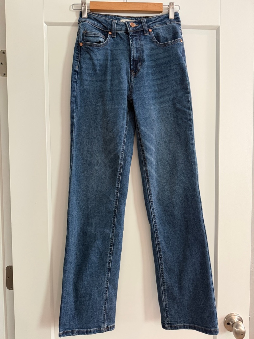Oat New York Straight-Leg Jeans in Indigo Blue